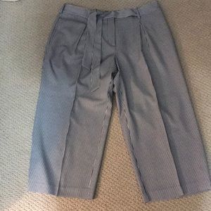 Crop pants